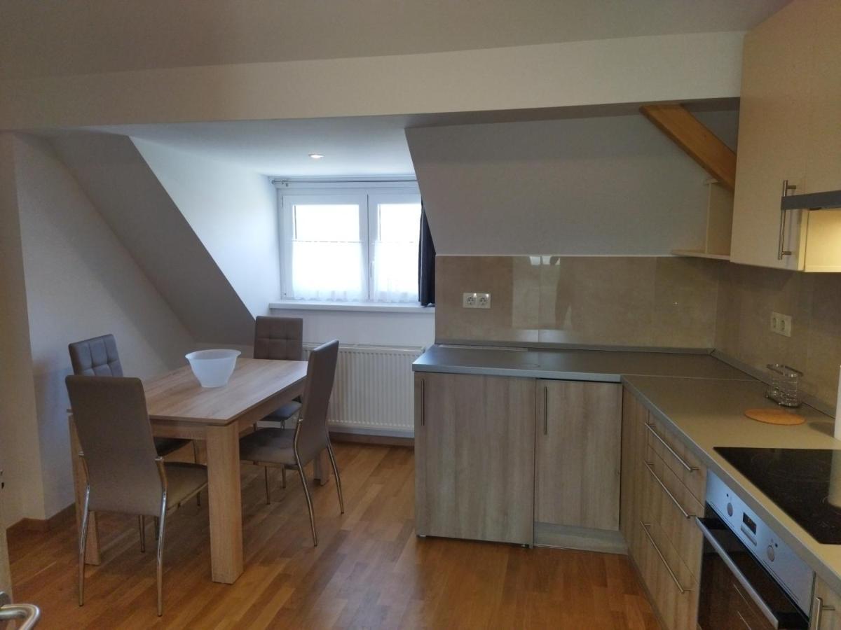 Fabi 2 Apartment เฮวิซ ภายนอก รูปภาพ